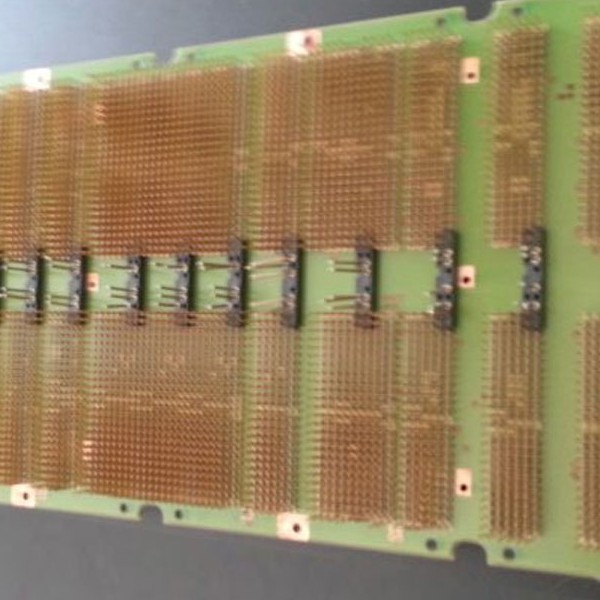 Backplane card with multiple golden pines